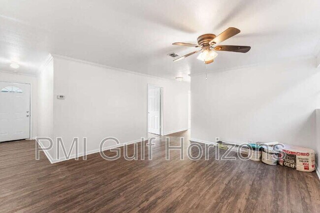 Building Photo - 620 Prichard Ave