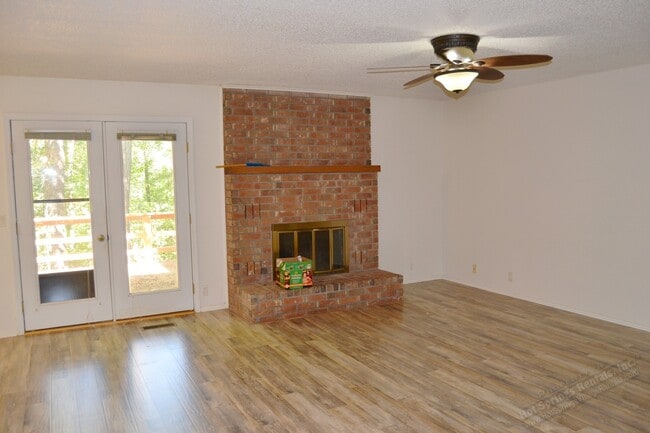 Building Photo - Cortez Golf Area | Home | Unfurnished