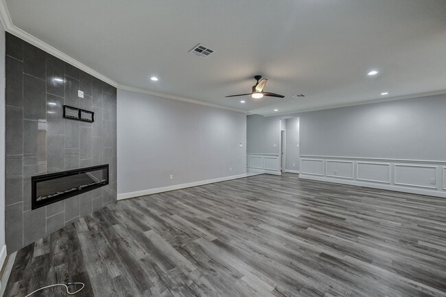 Building Photo - 11315 Alcott Dr