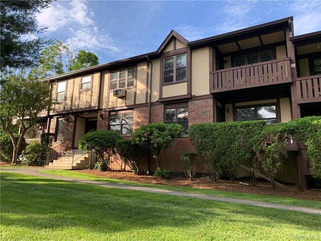 Primary Photo - 565 Sierra Vista Ln