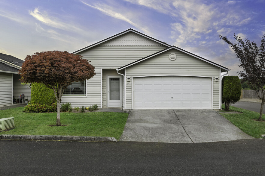 Primary Photo - EJ Square II