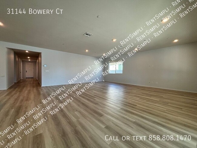 Building Photo - Spacious & Modern 4-Bedroom + Office Home ...