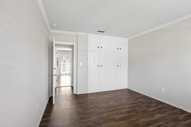 Building Photo - Welcome to this Beautiful Ranch-Style Home...