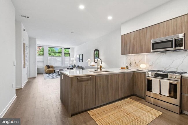 Building Photo - 2650 Woodley Rd NW