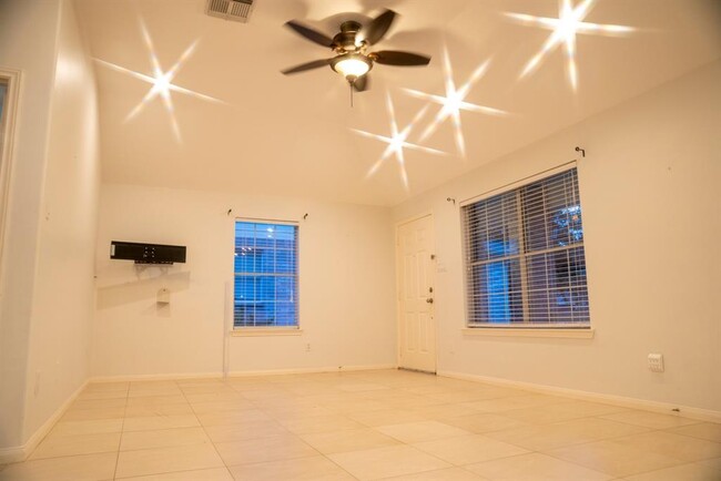 Building Photo - 16314 Bettong Ct