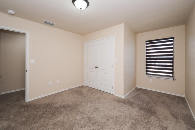 Building Photo - 5609 Montevista Dr