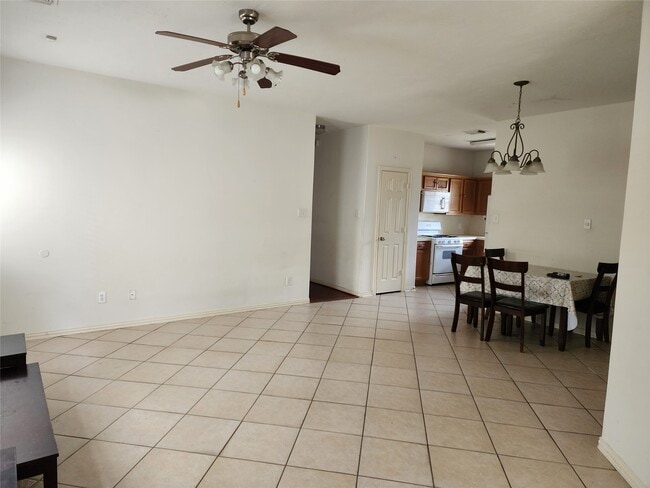 Building Photo - 15427 Lucky Star Dr