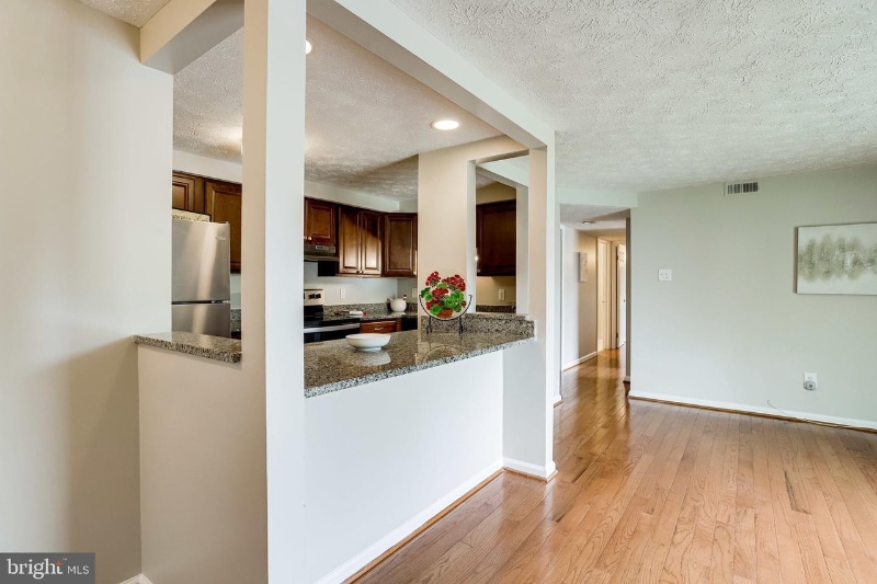 Building Photo - 8385 Brockham Dr