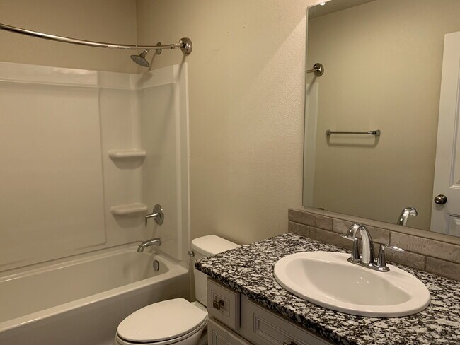 Building Photo - Beautiful Home in Frenship School District!!
