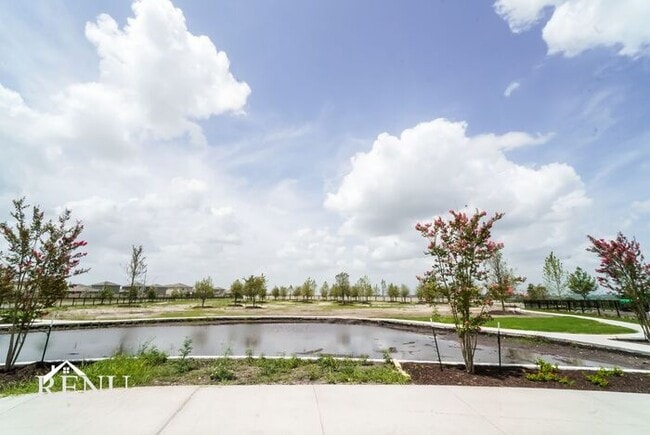 Building Photo - 2822 Citron Garden