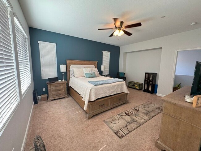 Building Photo - Beautiful House in Wolfcreek- Close to Pec...