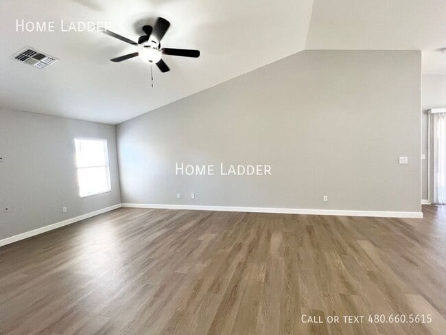 Building Photo - 1242 E Bradstock Way