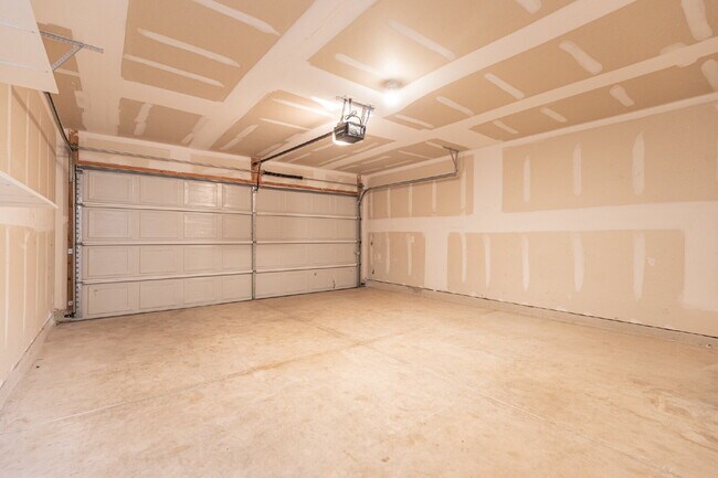 Building Photo - 15458 Bobwhite Quail