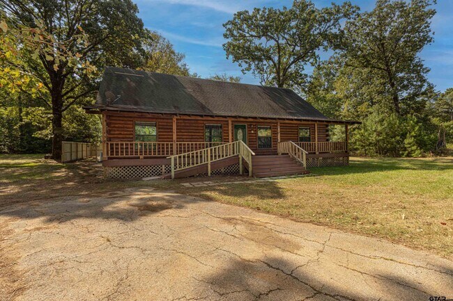Building Photo - 18737 Saddleback Ln