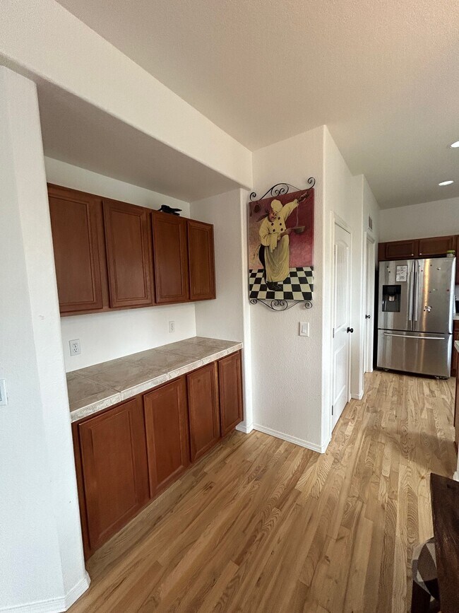 Building Photo - 7368 Prythania Park Dr