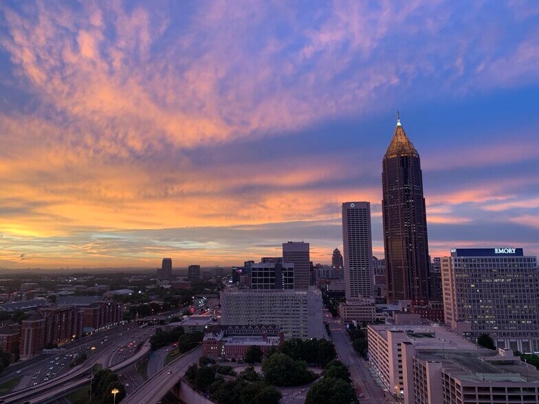 Building Photo - 400 W Peachtree St NW
