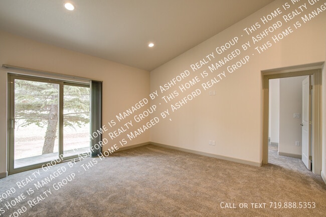 Building Photo - 518 Brecken Ct