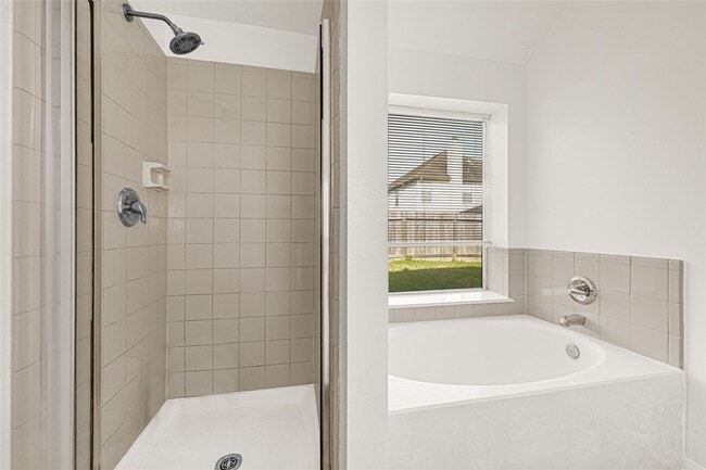 Building Photo - 1831 Mickle Creek Dr