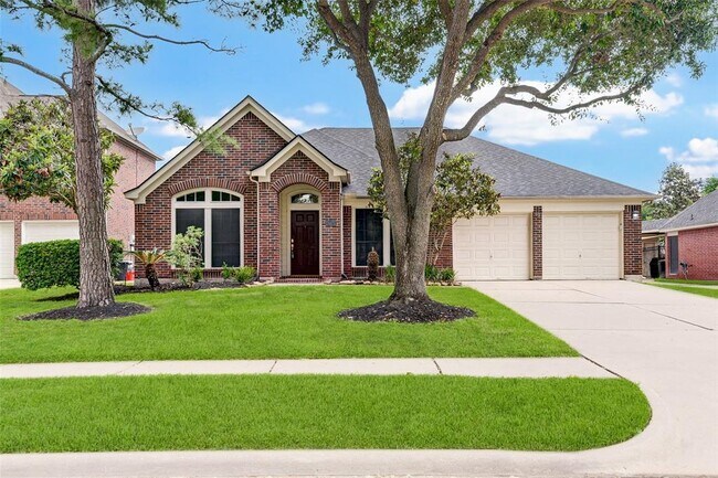 Primary Photo - 16206 Waiting Spring Cir
