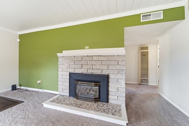 Building Photo - 4741 Fleming Way