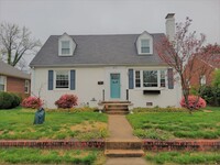 Building Photo - Remodeled 4 bedroom 2 full brick bath cape...