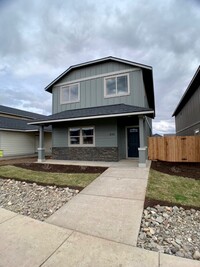 Building Photo - Fieldstone crossing home with Mountain Vie...