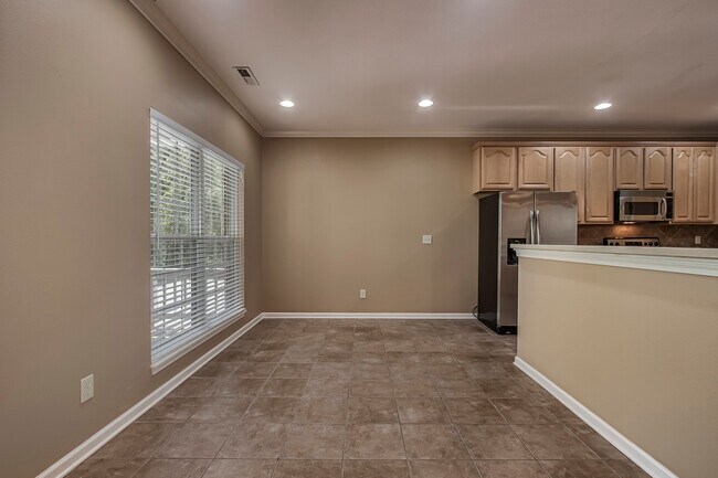 Building Photo - 111 Waynoka Ln