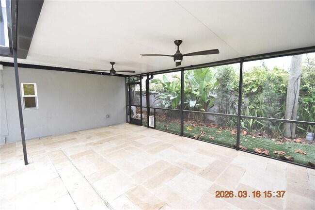 Building Photo - 571 Luzon Ave