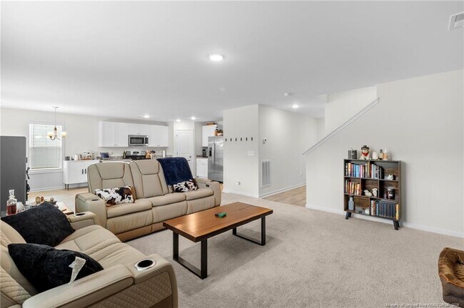 Building Photo - 4993 Blue Springs Rd