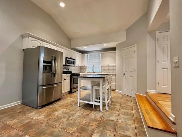 Building Photo - 2672 Warwick Cir NE