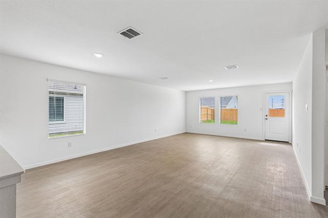 Building Photo - 3017 Tooley Dr