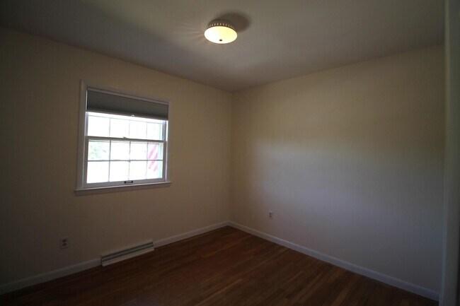 Building Photo - 2906 Brigadoon Pkwy