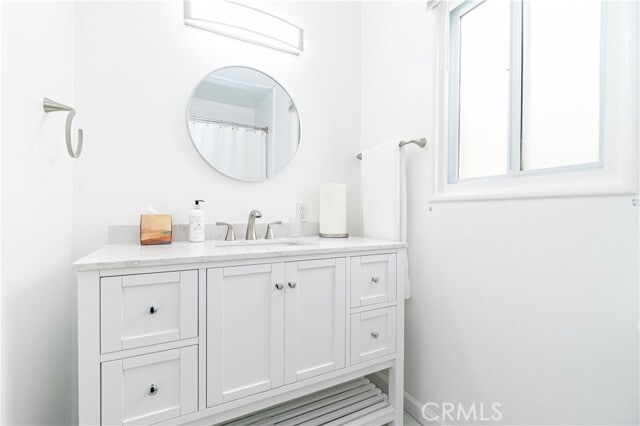 Building Photo - 2728 Hermosa Ave