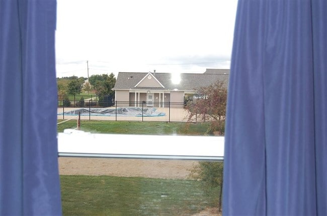 Building Photo - 1388 Heatherwood Ln