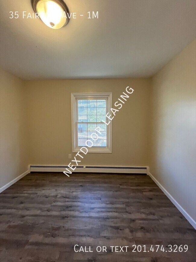 Building Photo - 35 Fairview Ave