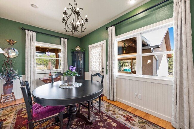 Building Photo - 309 Ridge Oak Dr