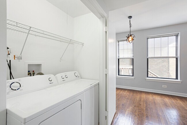 Building Photo - 7702 N Marshfield Ave