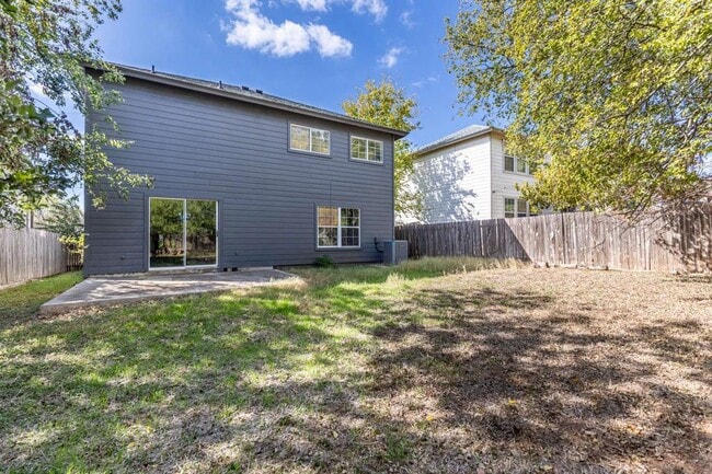 Building Photo - 1422 Meadow Pkwy