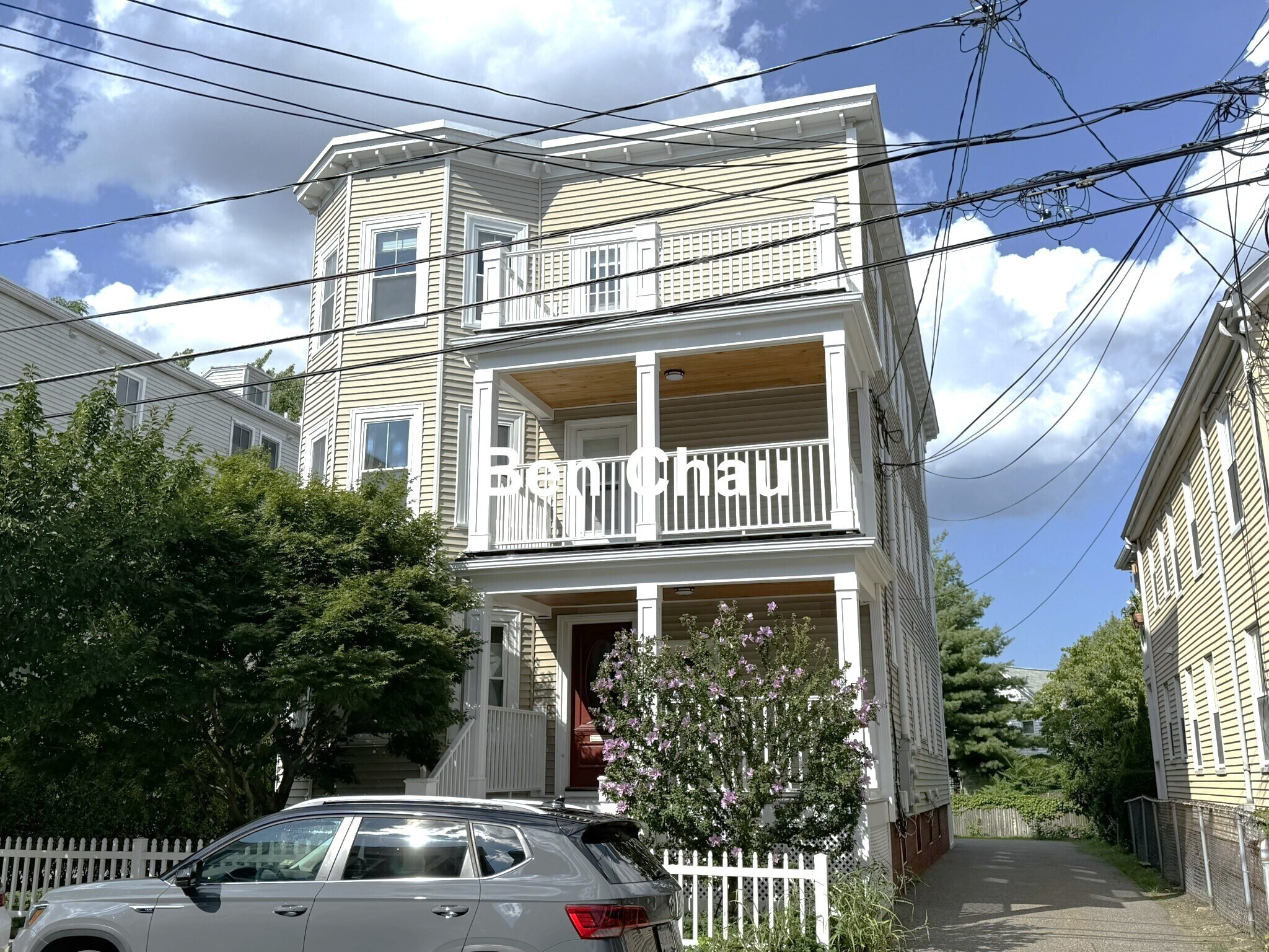 Building Photo - 9 Dimick St