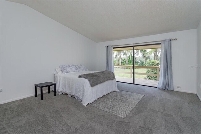 Building Photo - 8728 FL-33