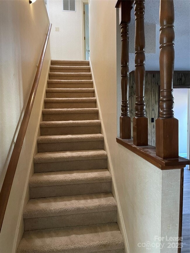 Building Photo - 7327 Ricewell Rd