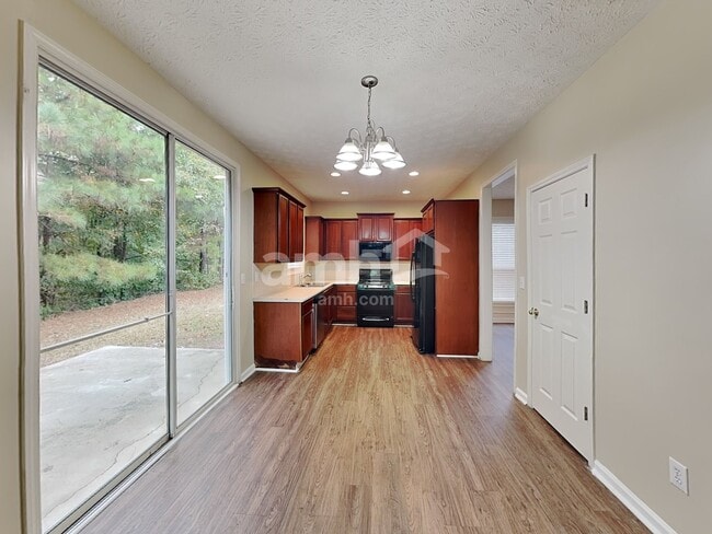 Building Photo - 6932 Silver Bend Pl