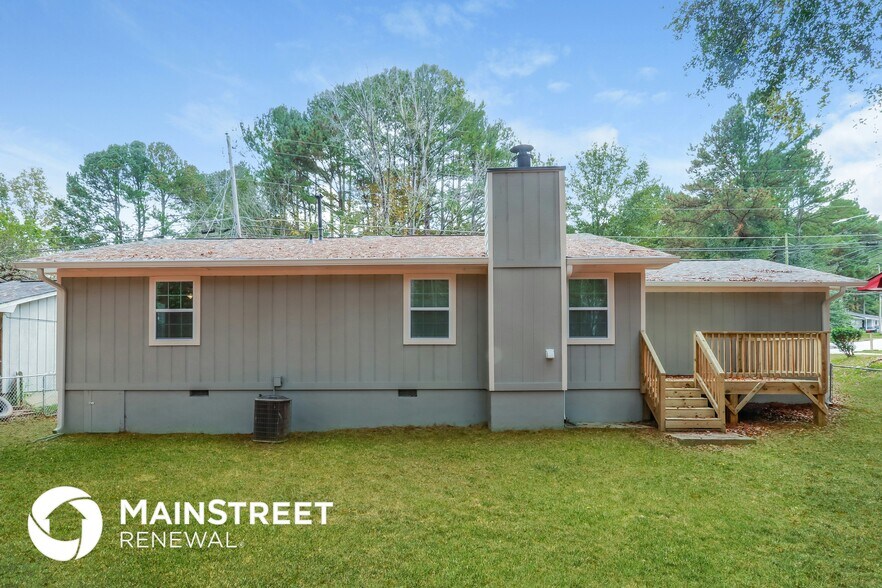 Building Photo - 5506 Mallard Trail
