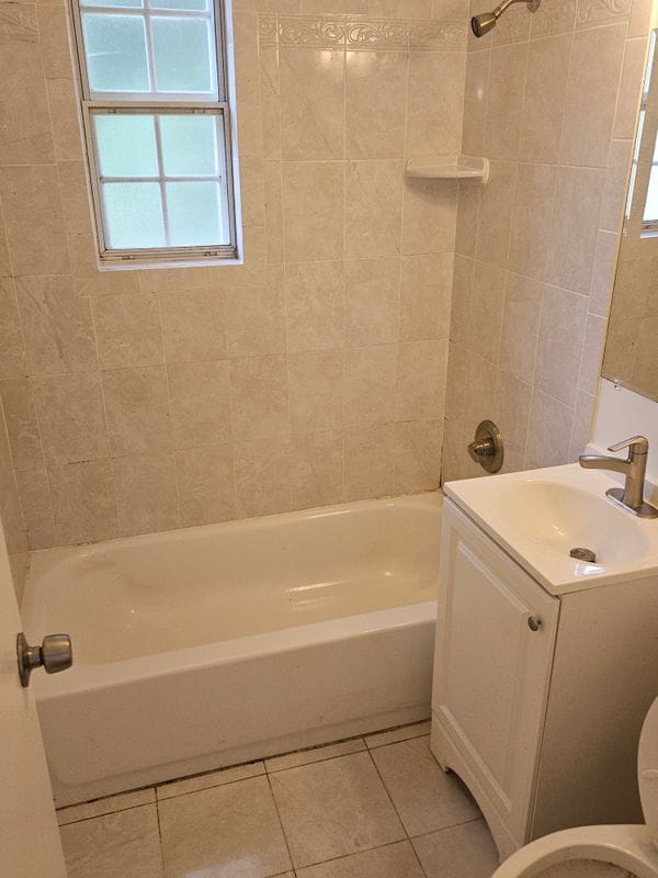 Building Photo - 2916 Peyton Randolph Dr