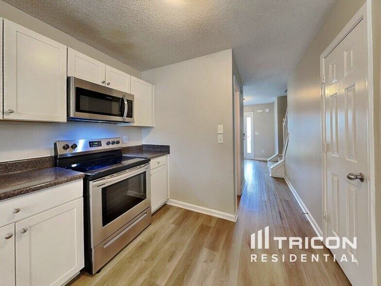 Building Photo - 4348 Persian Ct SW