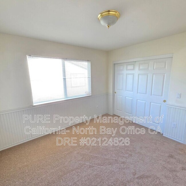 Building Photo - 1141 River Pine Cir