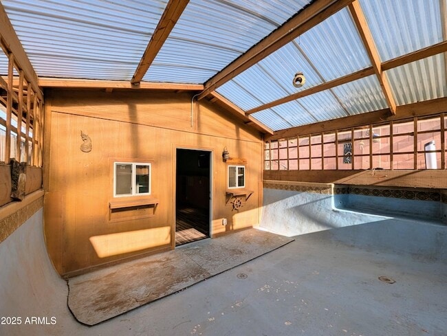 Building Photo - 4019 W San Miguel Ave