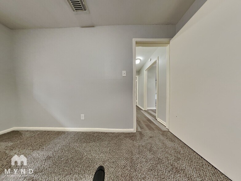 Building Photo - 2163 Drayton Ln