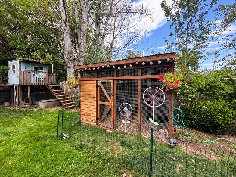 Duck Coops - 1768 S Dogwood St