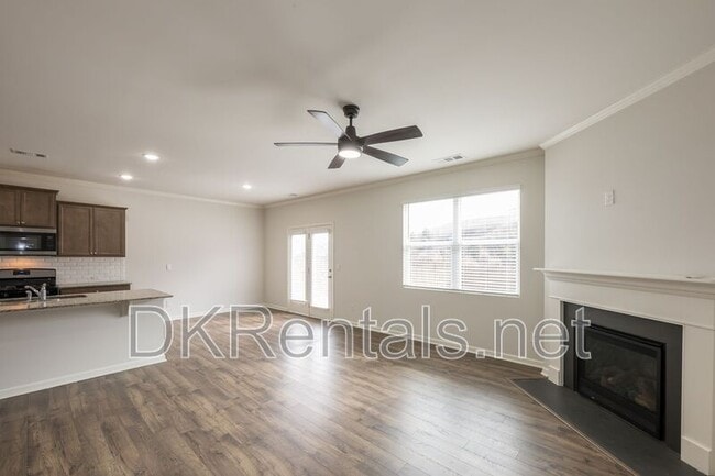 Building Photo - 261 Barnwood Ln